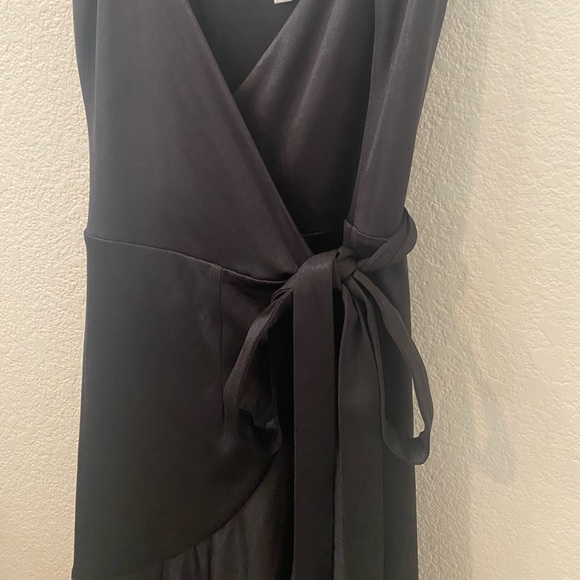 Dress the Population Black Ruffled Classic Self Tie Midi Dress / Size XS - Picture 5 of 6